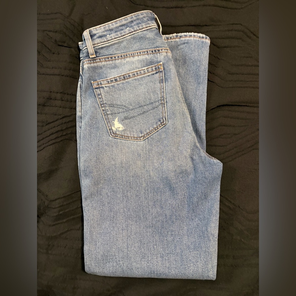 American Eagle Mom Jeans